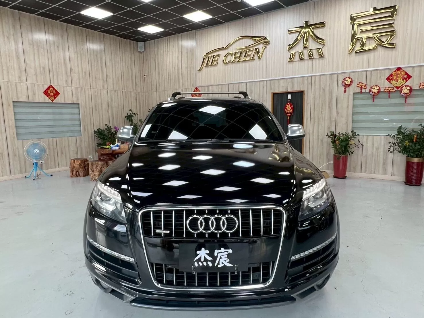 2009 奧迪 Q7 TDI 黑 3.0(已售出)