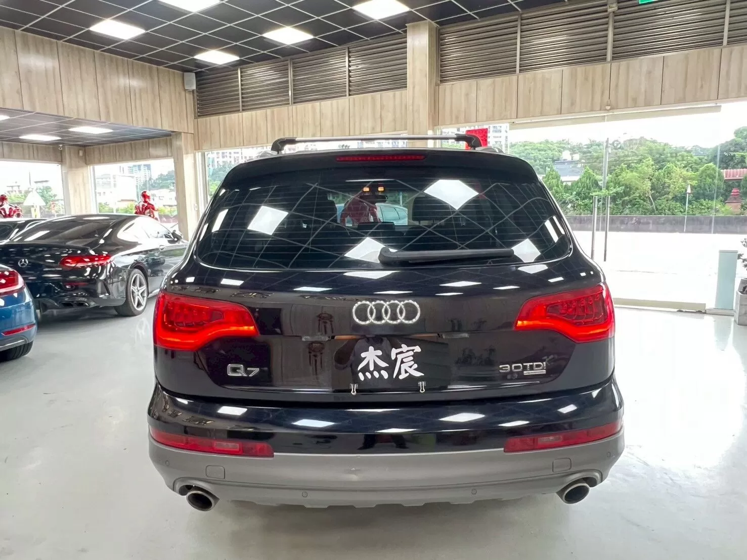 2009 奧迪 Q7 TDI 黑 3.0(已售出)