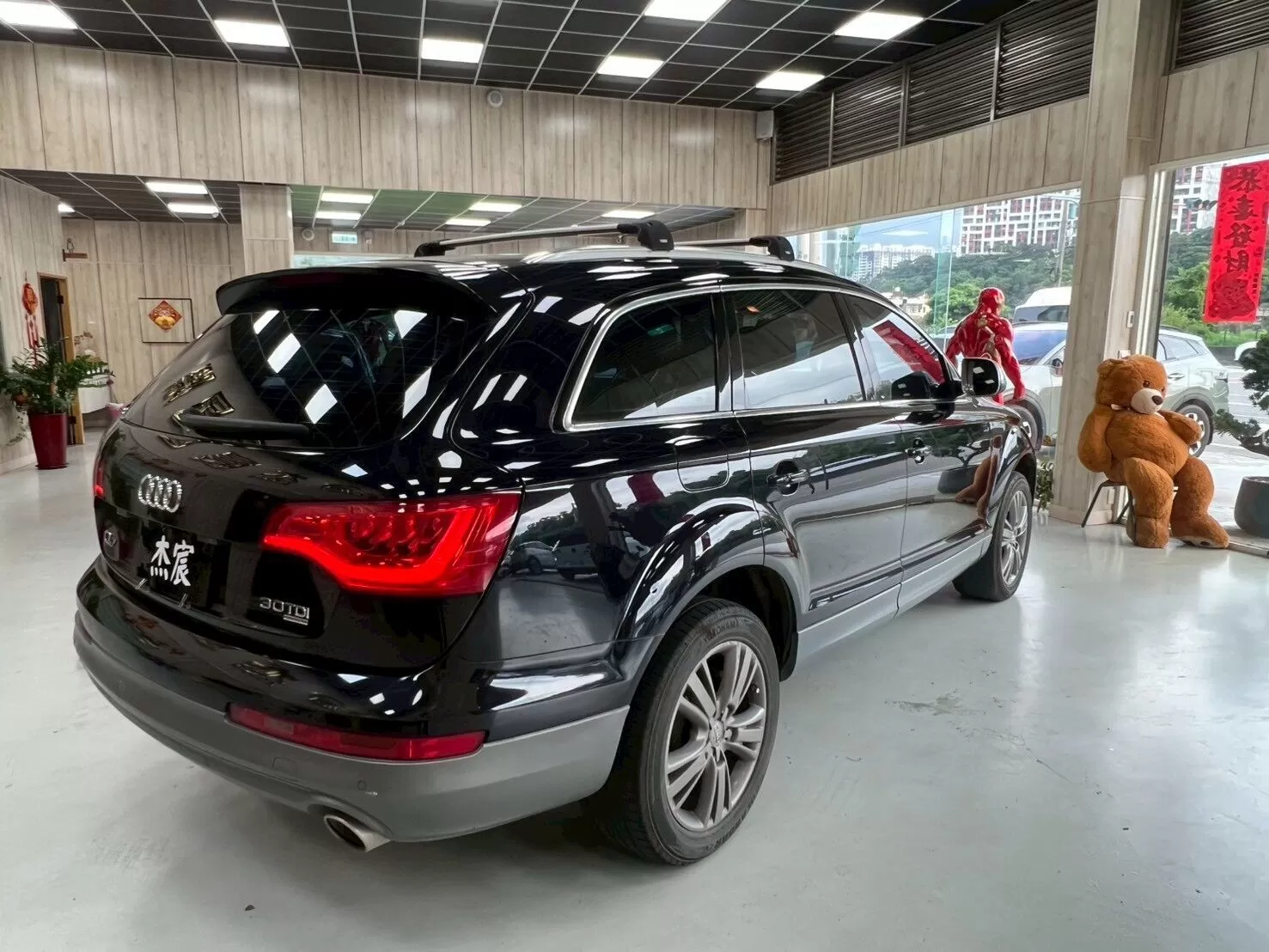 2009 奧迪 Q7 TDI 黑 3.0(已售出)