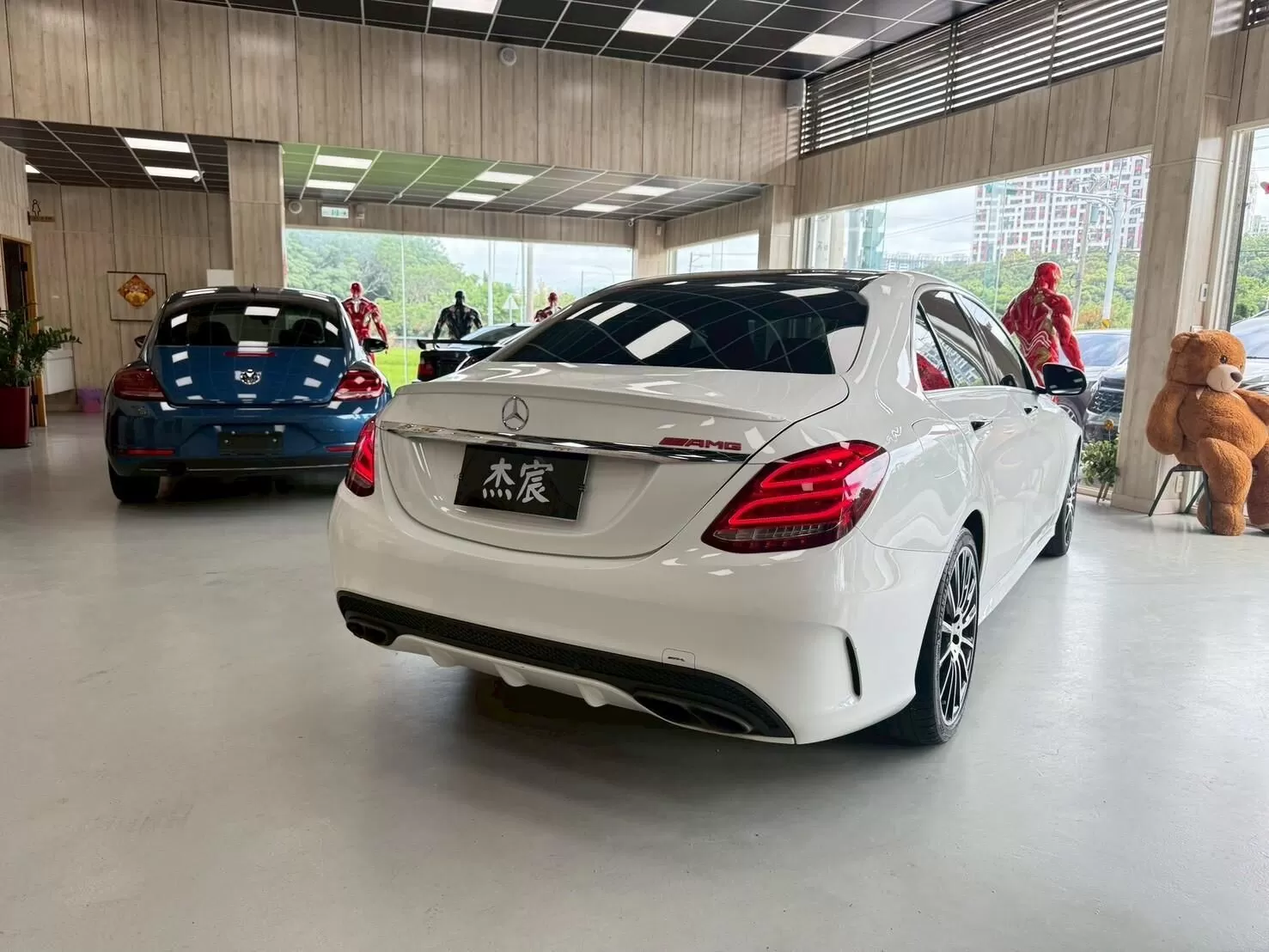 2015 賓士 C300 白 2.0(已售出)