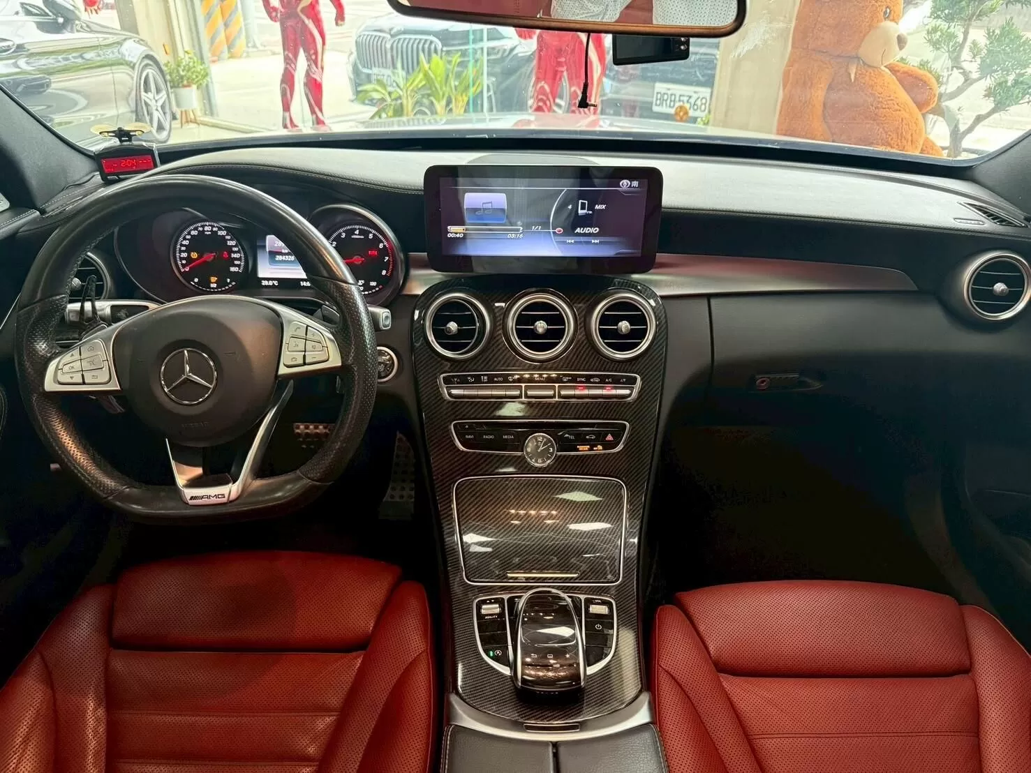 2015 賓士 C300 白 2.0(已售出)