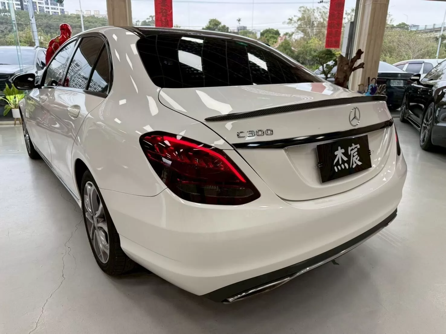2015 賓士 C300 白 2.0