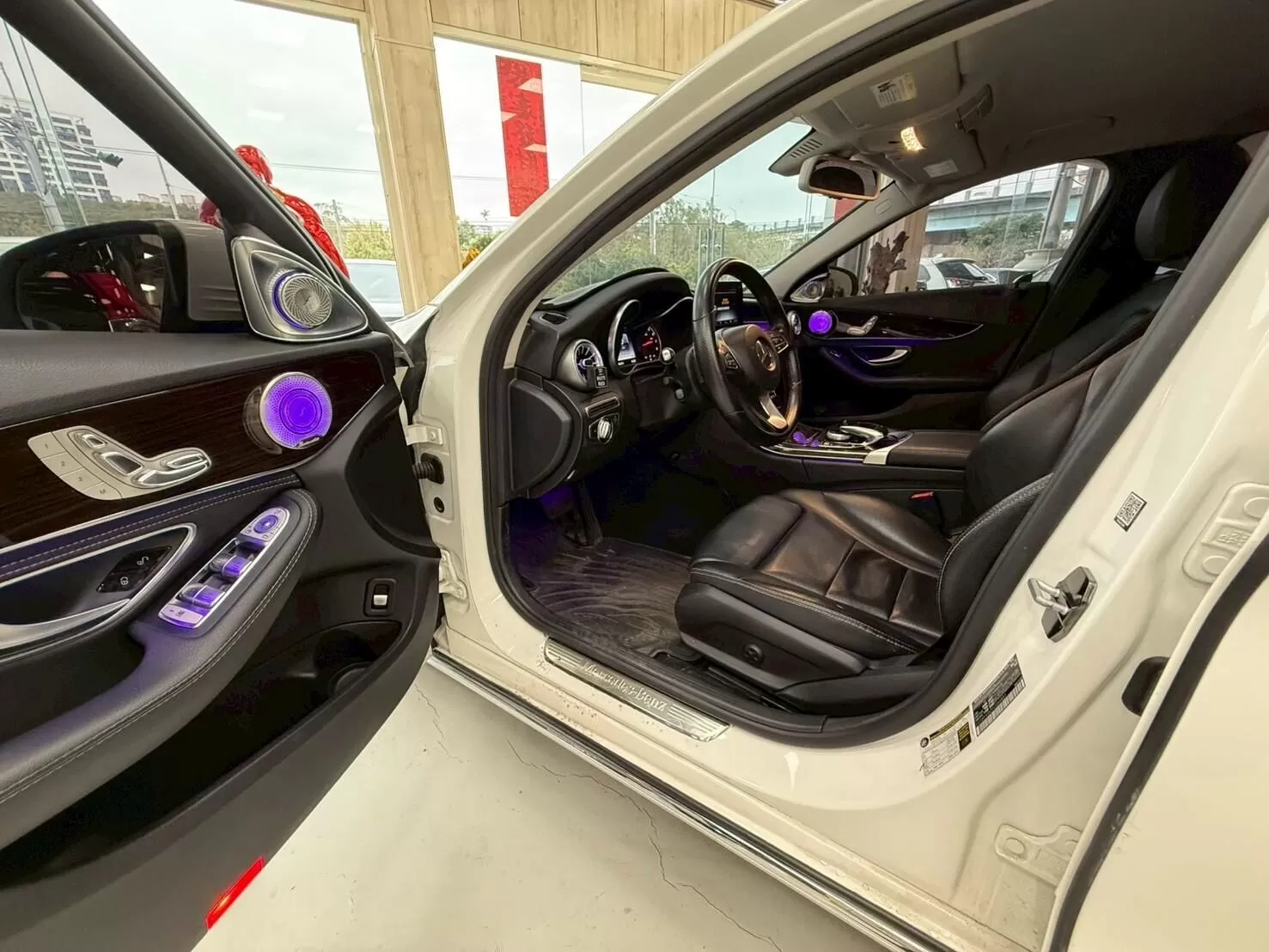2015 賓士 C300 白 2.0