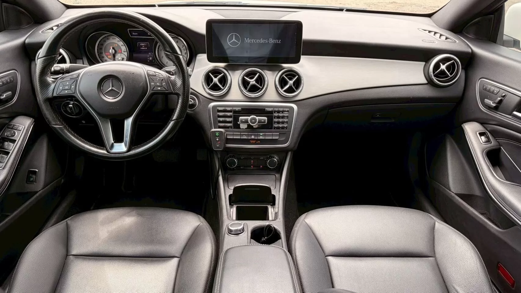 2014 賓士 CLA250 白 2.0(已售出)
