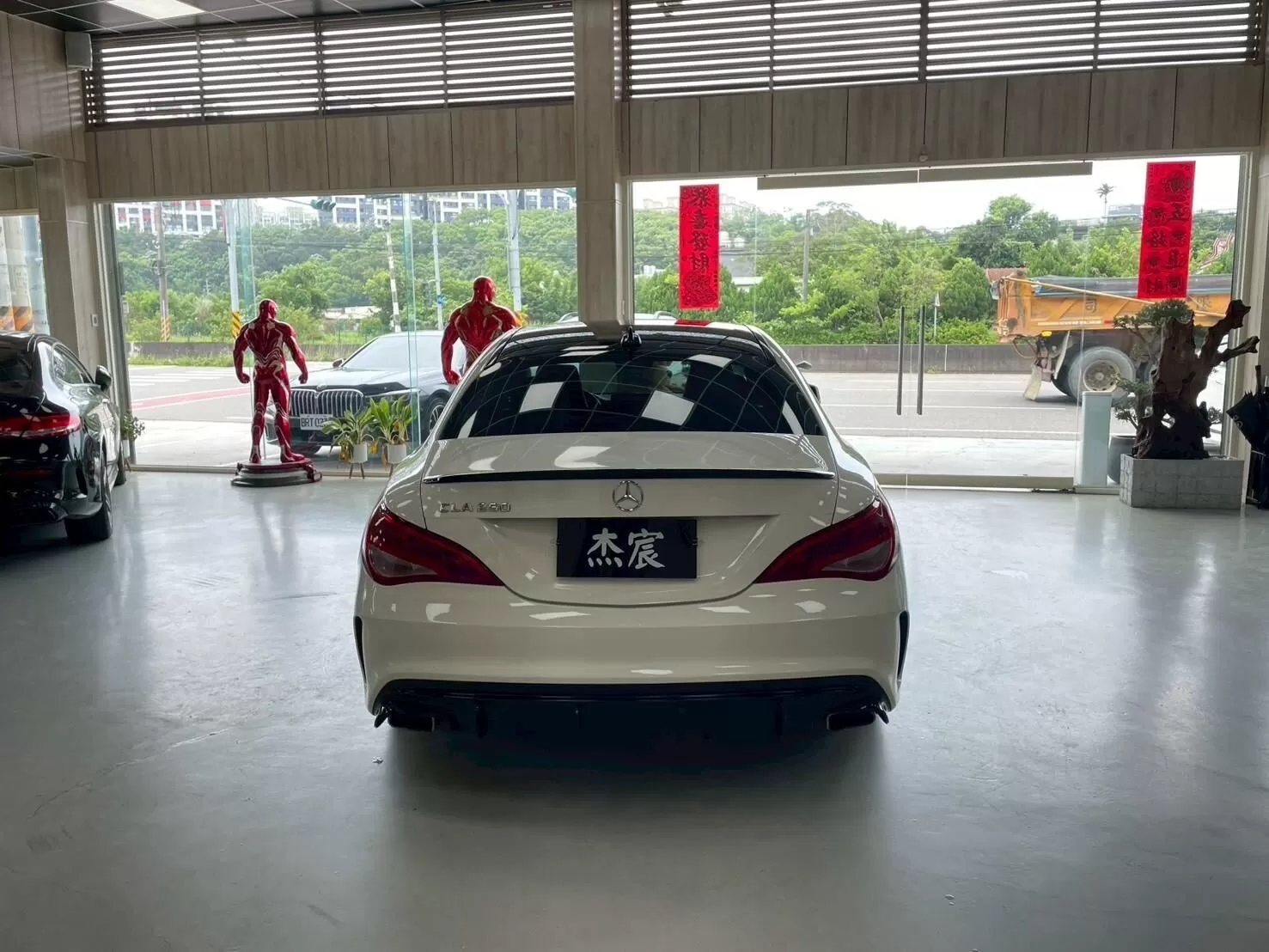 2014 賓士 CLA250 白 2.0(已售出)