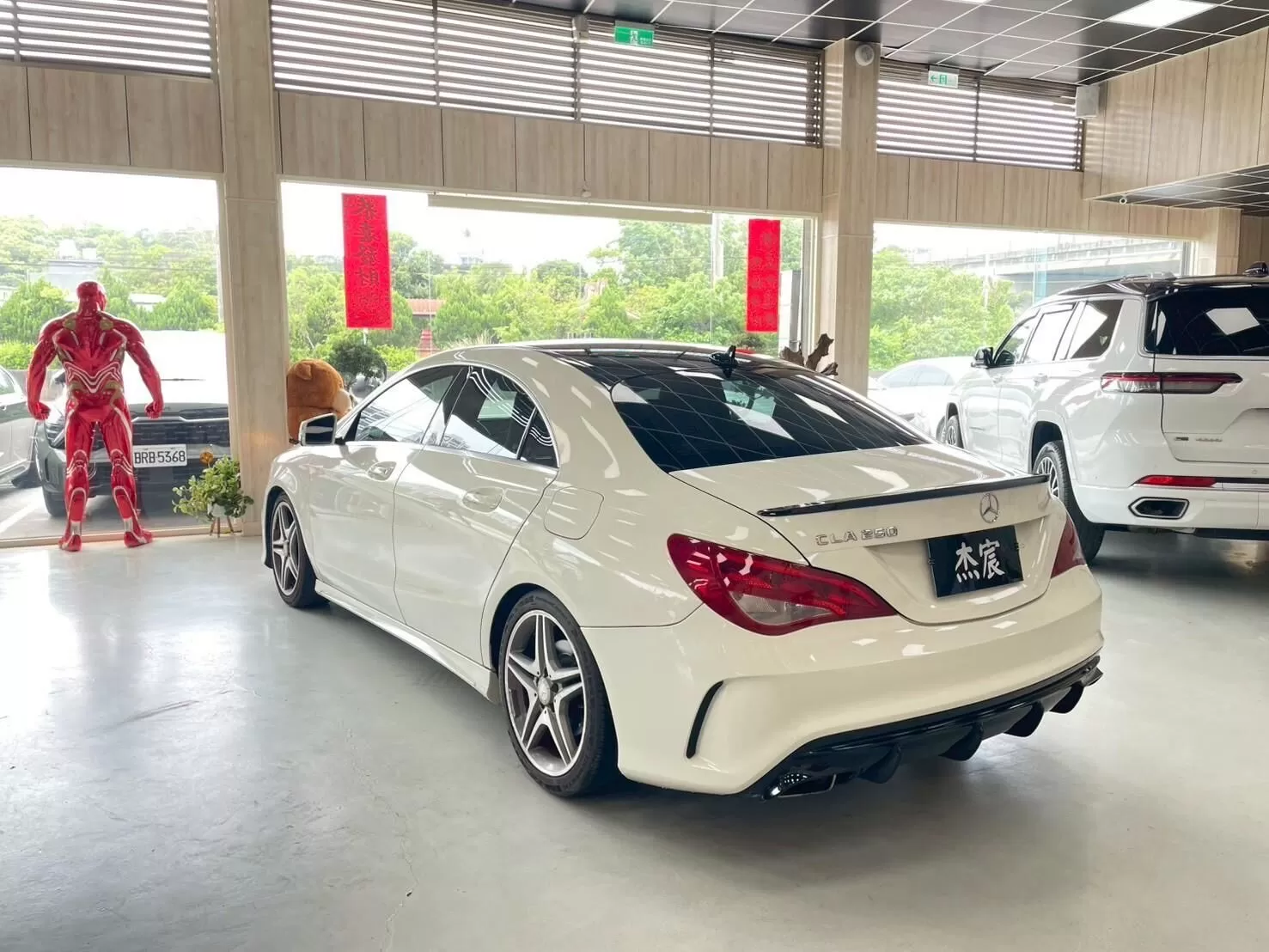 2014 賓士 CLA250 白 2.0(已售出)