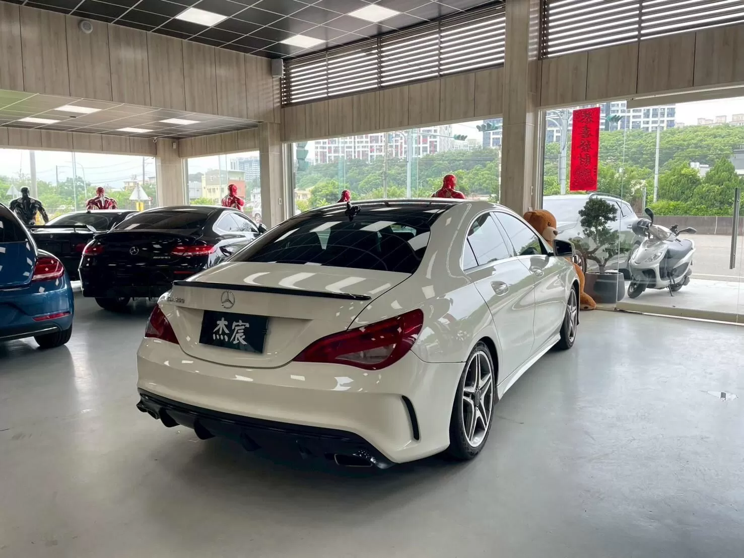 2014 賓士 CLA250 白 2.0(已售出)