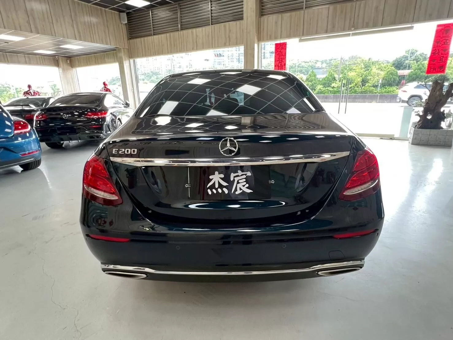 2016 賓士 E200 深綠 2.0(已售出)