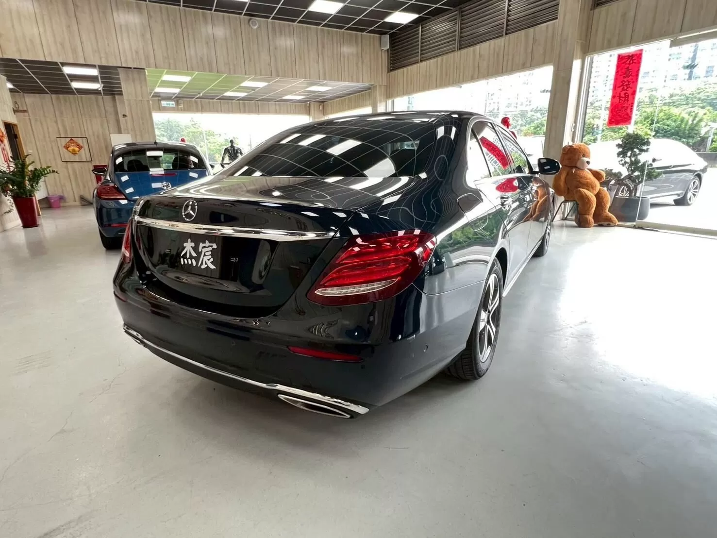 2016 賓士 E200 深綠 2.0(已售出)