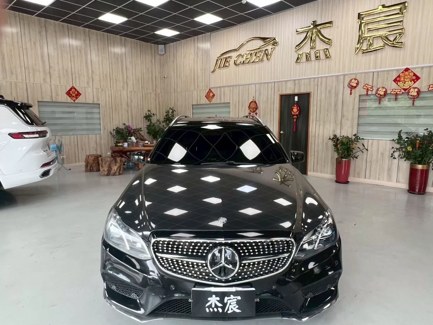 benz-e220-cdi-estate-1