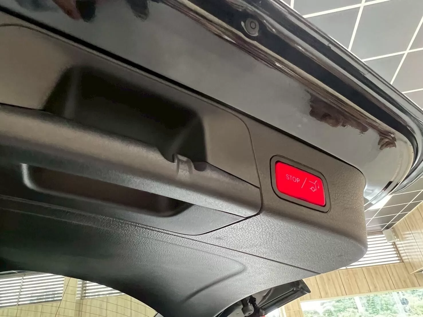 2020 賓士 GLB250 4MATIC 黑 2.0