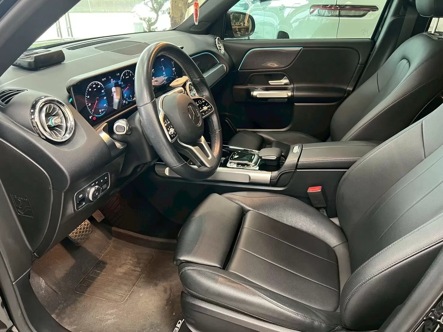 2020 賓士 GLB250 4MATIC 黑 2.0