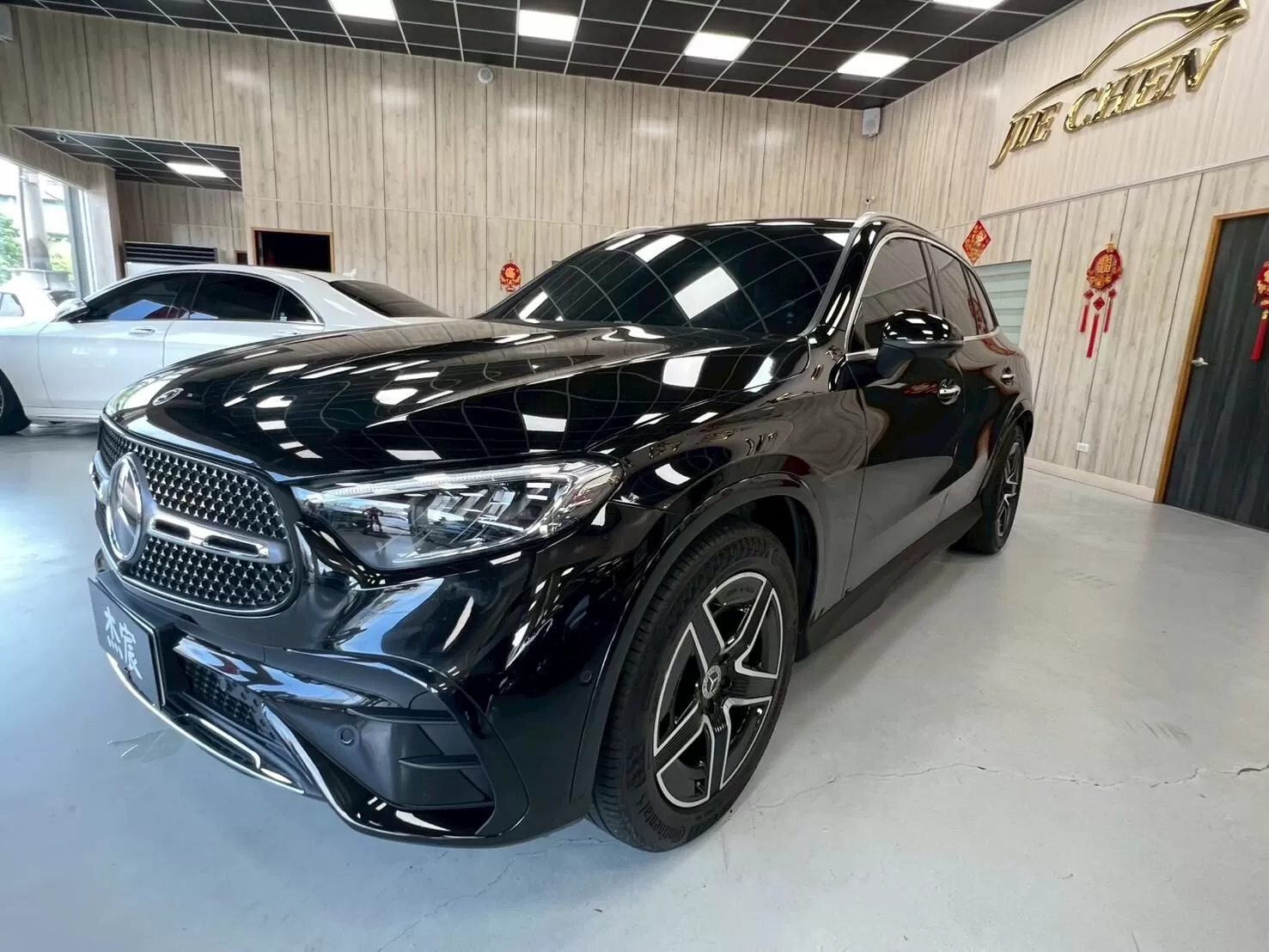 2023 賓士 GLC300 黑 2.0