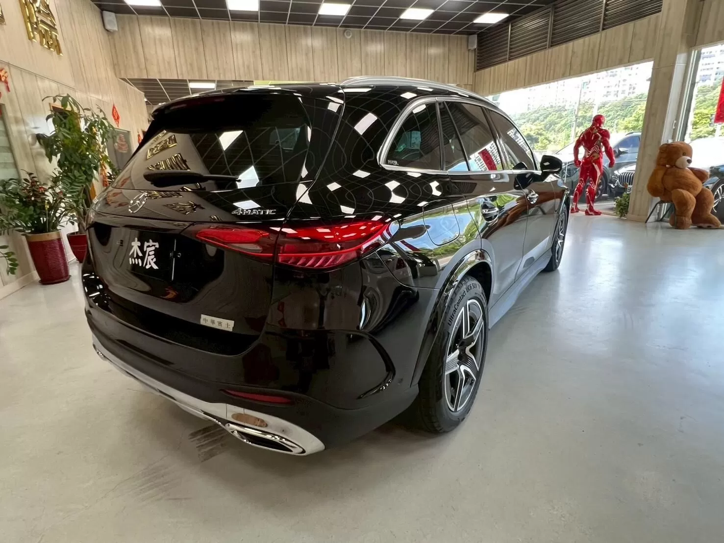 2023 賓士 GLC300 黑 2.0