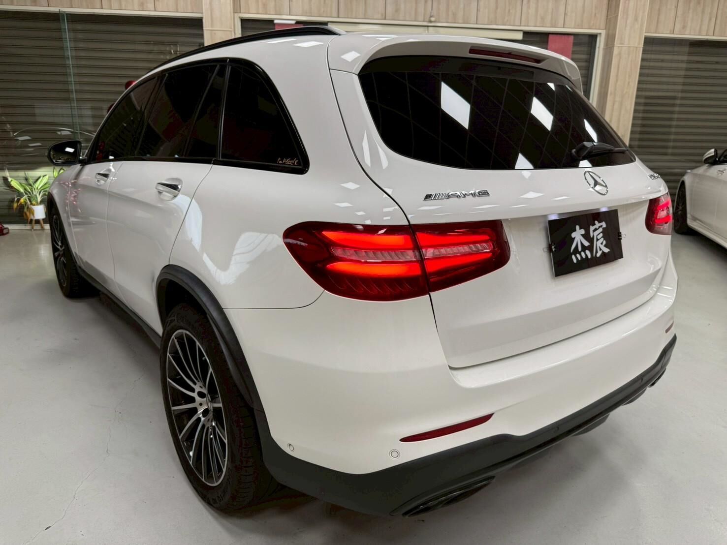 2017 賓士 GLC43 AMG 白 3.0