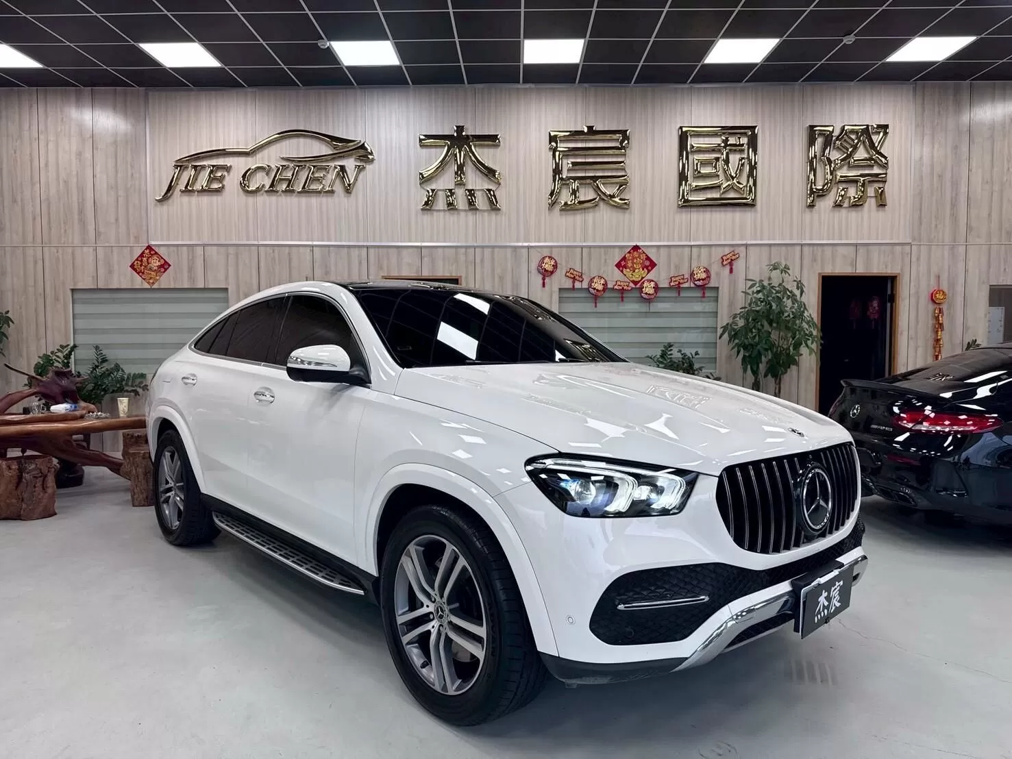 2021 賓士 GLE350d 4matic 白 3.0 (已售出)