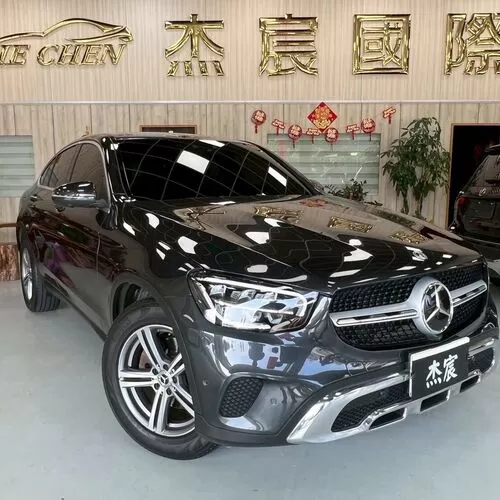 benz-glz200-coupe-1 benz-glz200-coupe-1