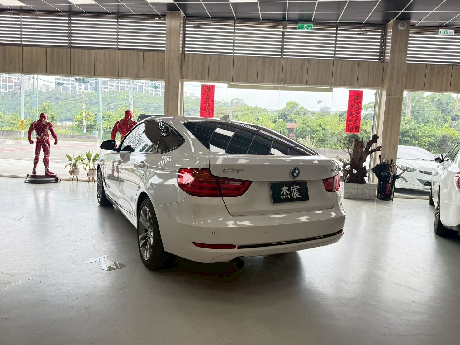 2014 BMW 320i GT 白 2.0