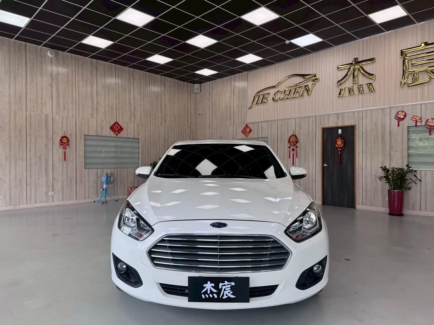 ford-escort-2018-1