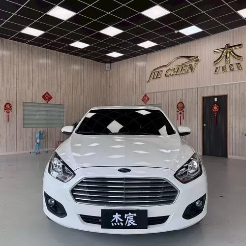 ford-escort-2018-1 ford-escort-2018-1