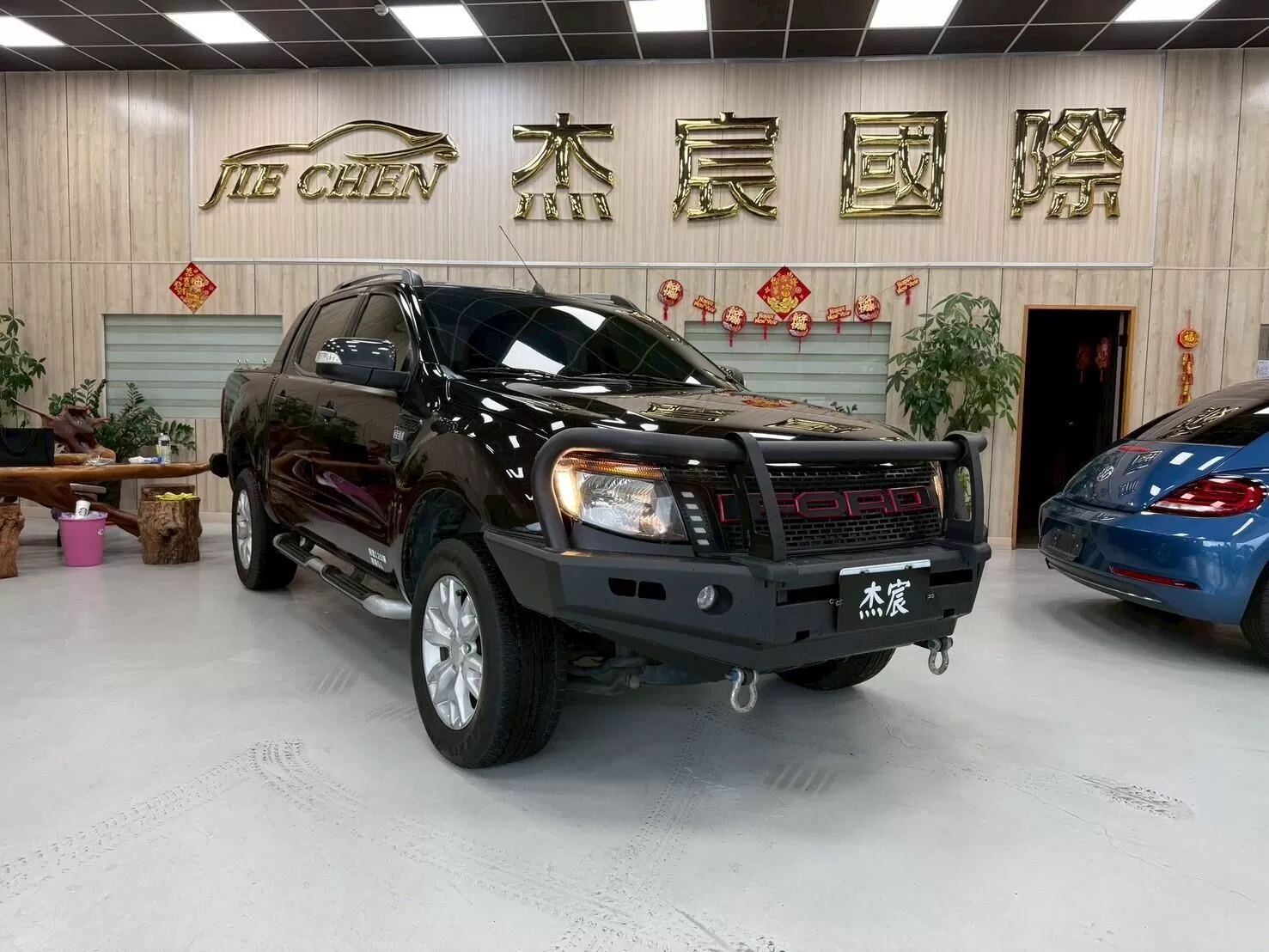 2014 福特 浪九 黑 3.2