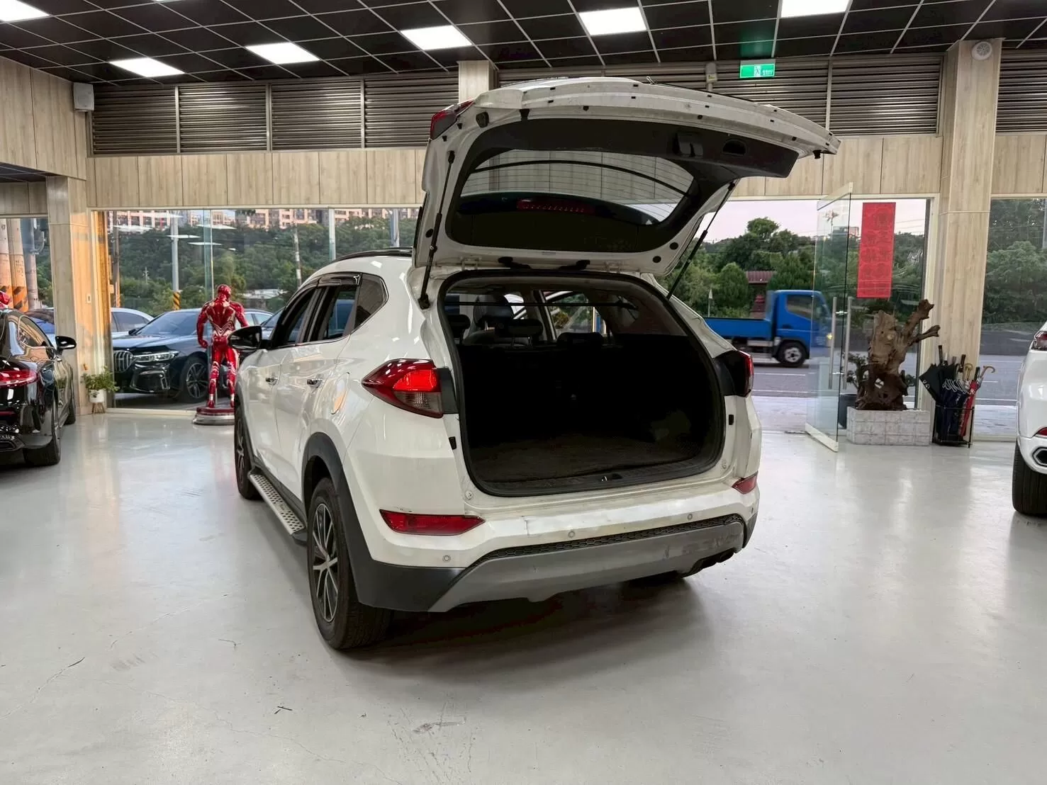 2019 現代 Tucson TLG-E 白 1.6