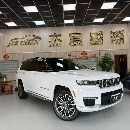 jeep-grand-cherokee-2022-01