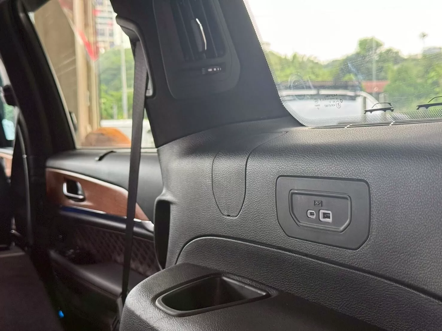 2022 JEEP GRAND CHEROKEE 白3.6