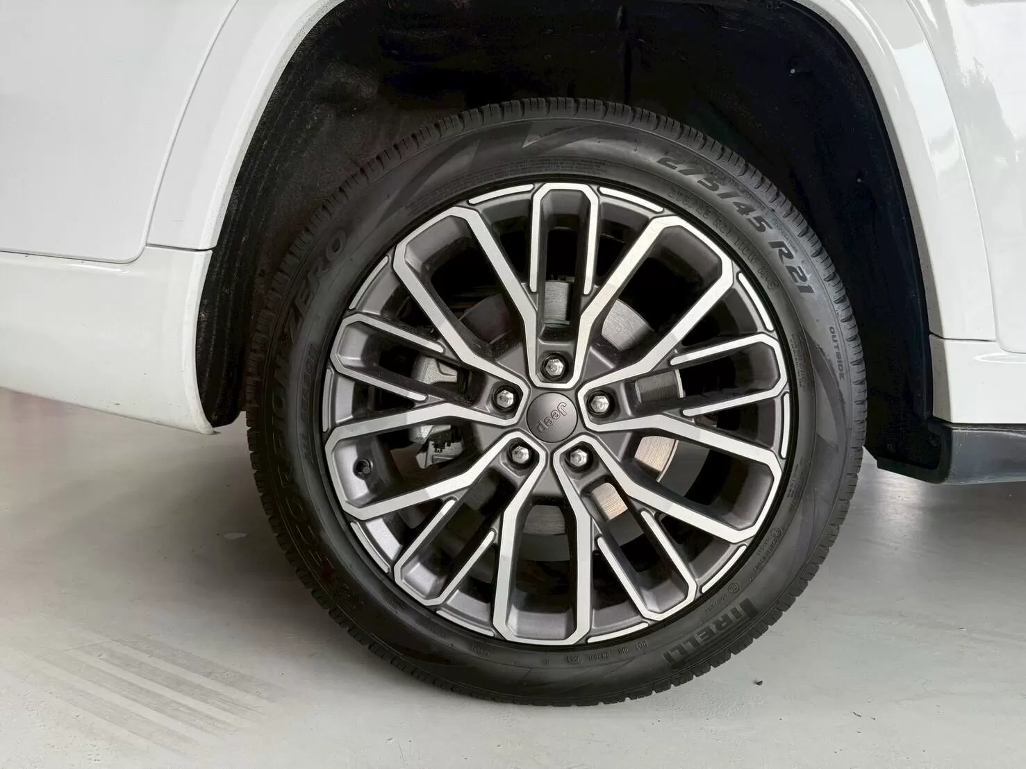 2022 JEEP GRAND CHEROKEE 白3.6