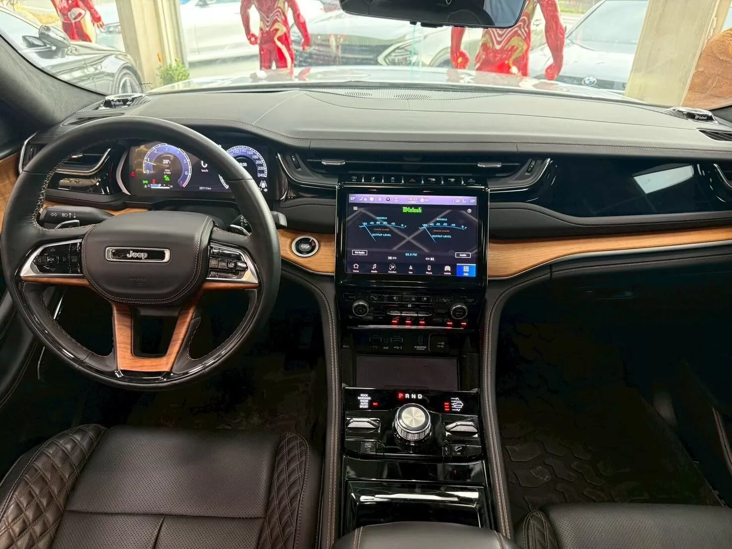 2022 JEEP GRAND CHEROKEE 白3.6