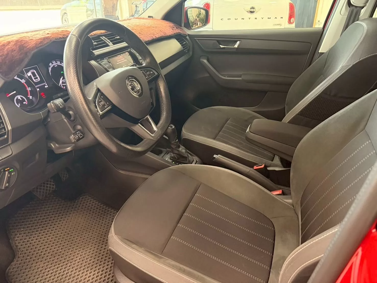 2019 SKODA Fabia combi 紅 1.0