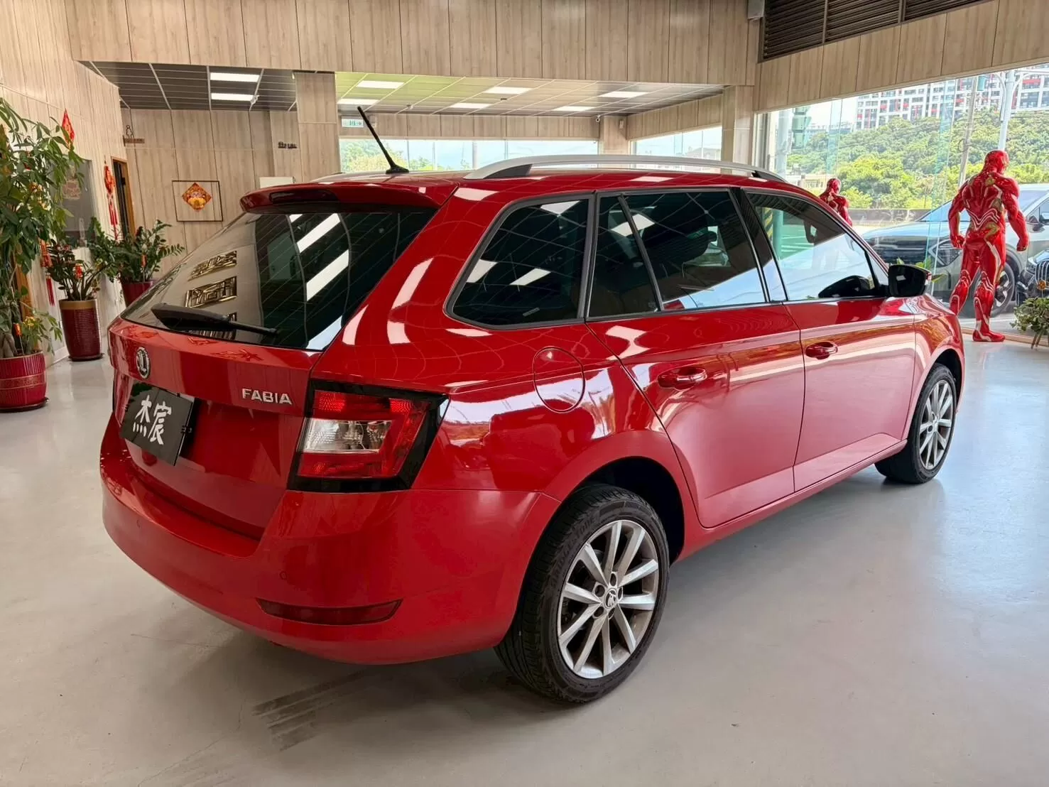 2019 SKODA Fabia combi 紅 1.0