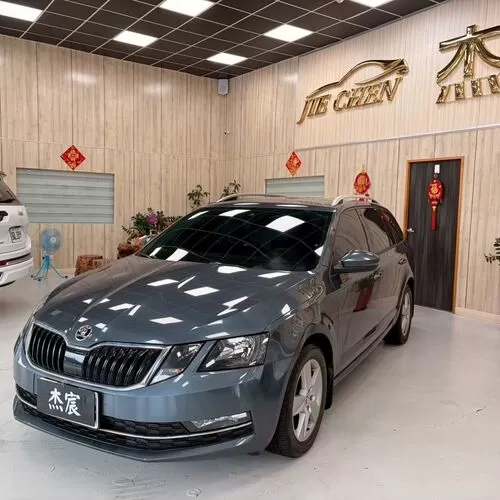 skoda-octavia-combi-2019-1 skoda-octavia-combi-2019-1