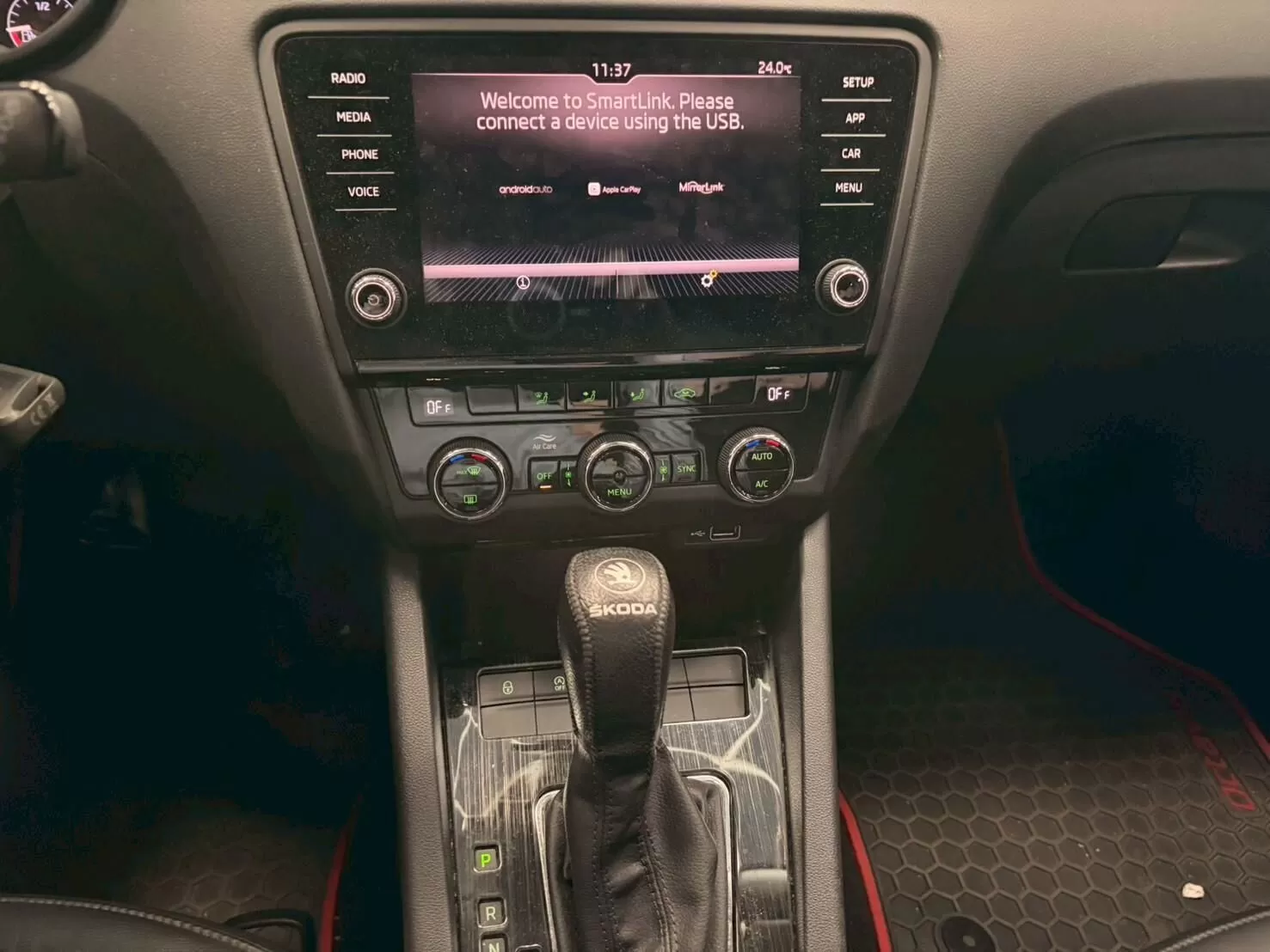 2019年 skoda Octavia combi 灰 1.0