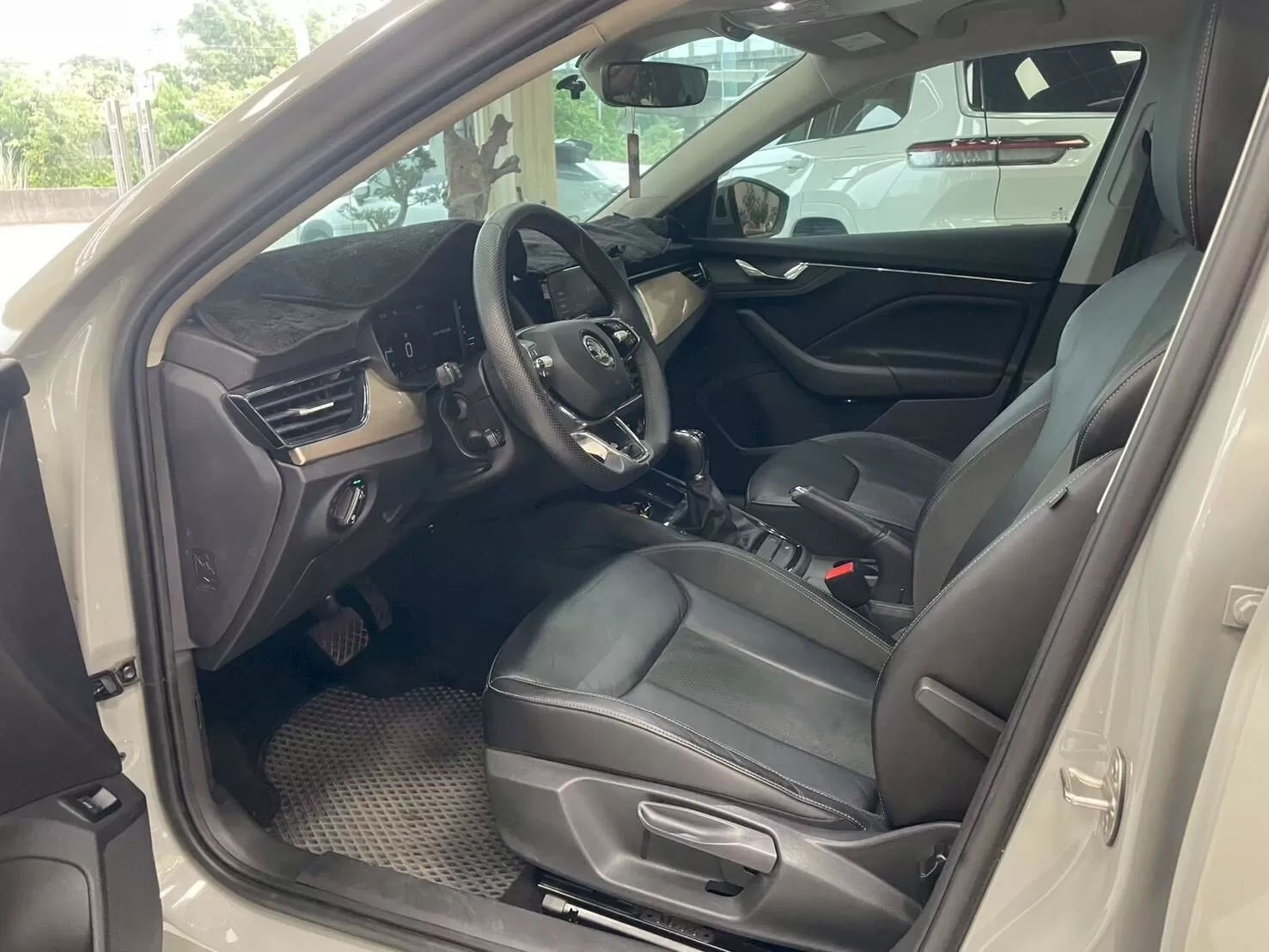 2023 SKODA SCALA 灰 1.5