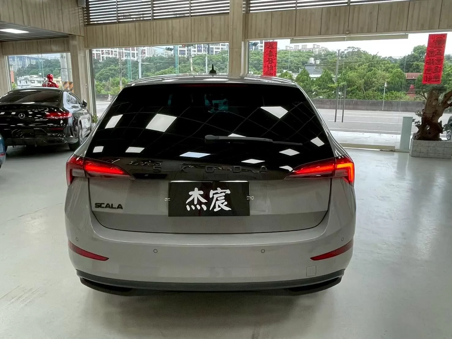 2023 SKODA SCALA 灰 1.5