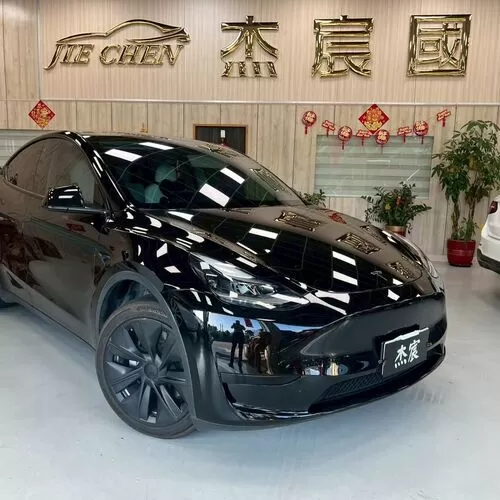 tesla-model-y-rwd-2023-01