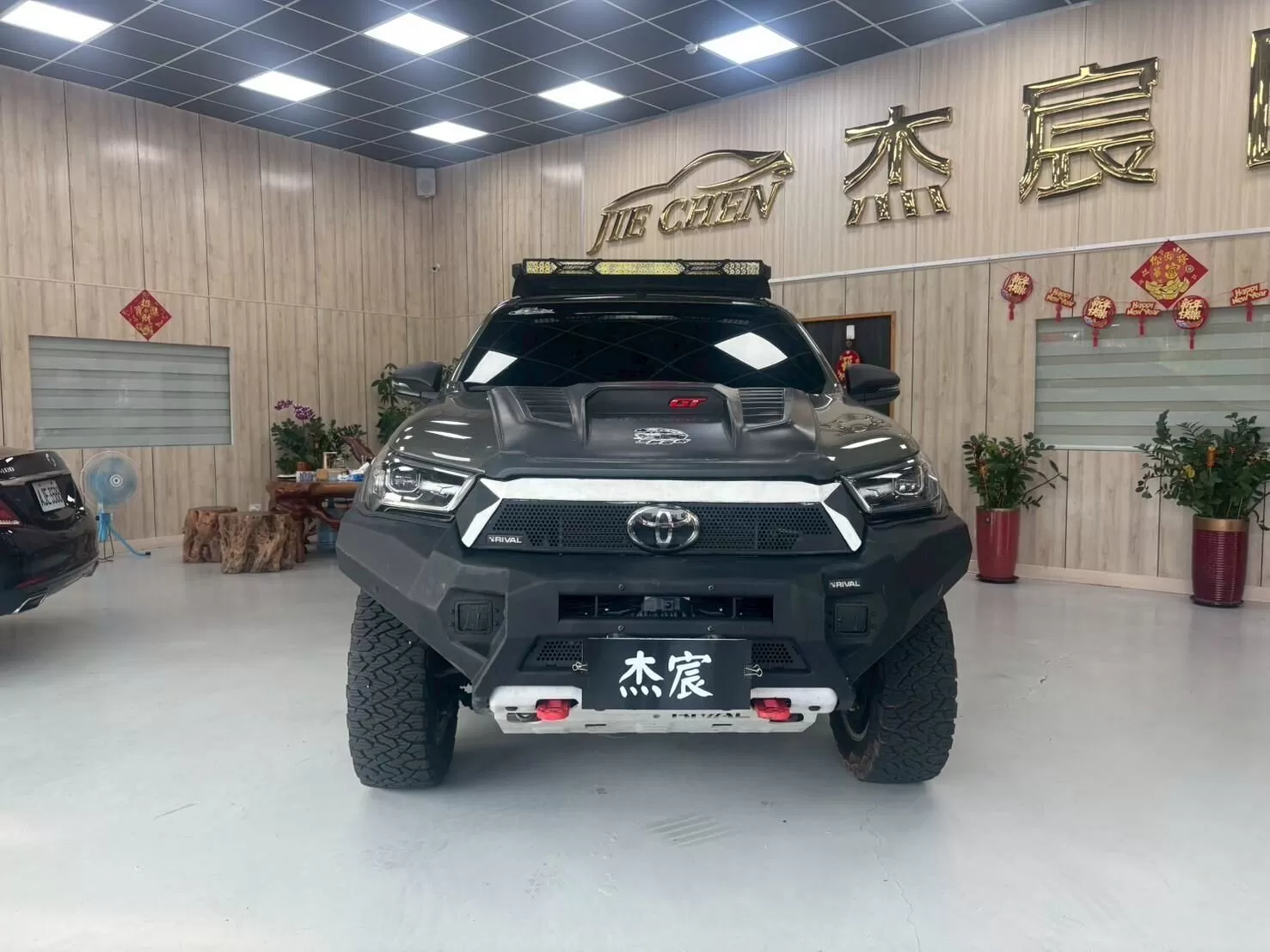 2021 豐田 HILUX 棕 2.8 (已售出)