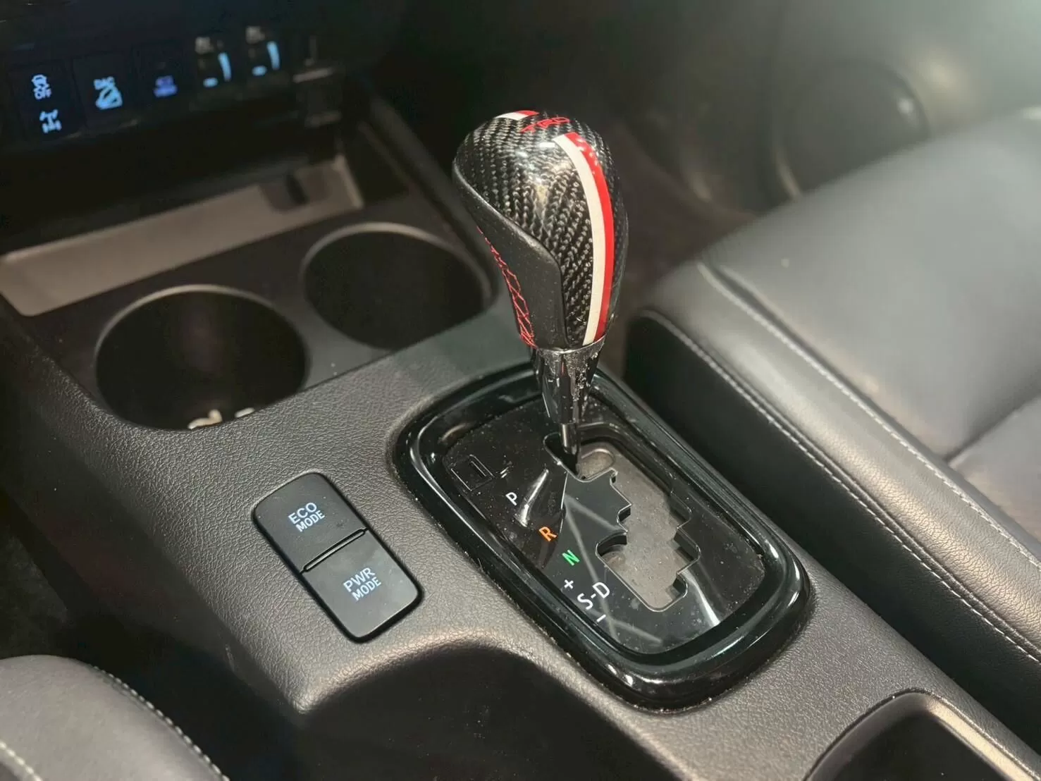 2021 豐田 HILUX 棕 2.8 (已售出)