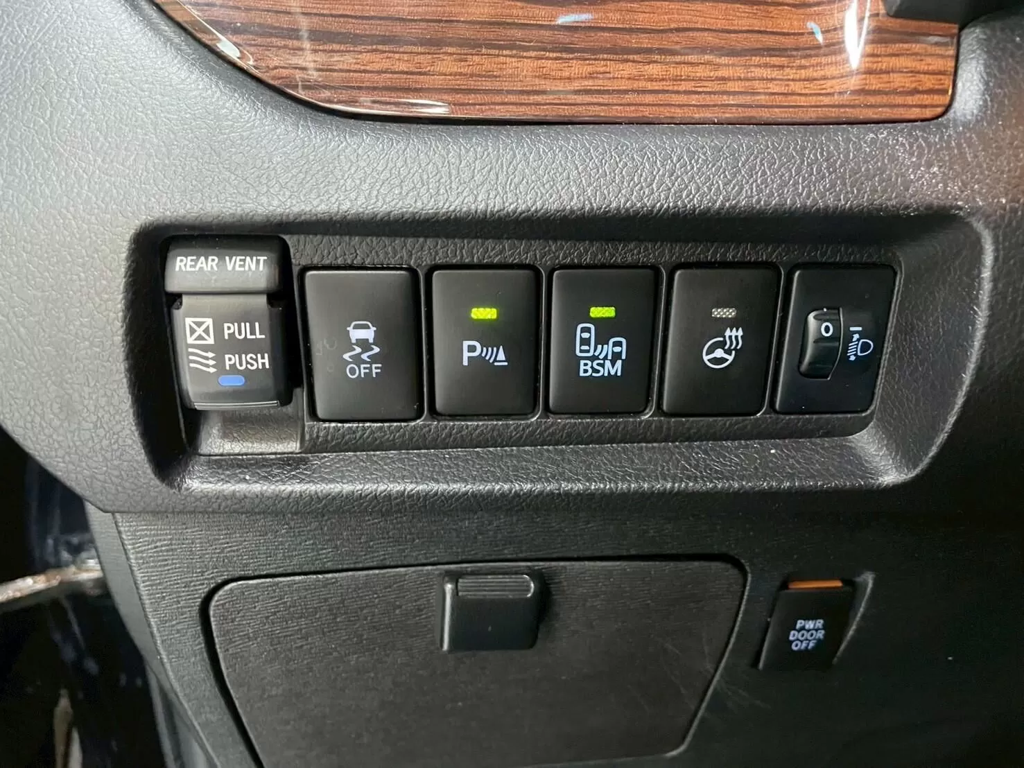 2016 豐田SIENNA LIMITED 黑 3.5