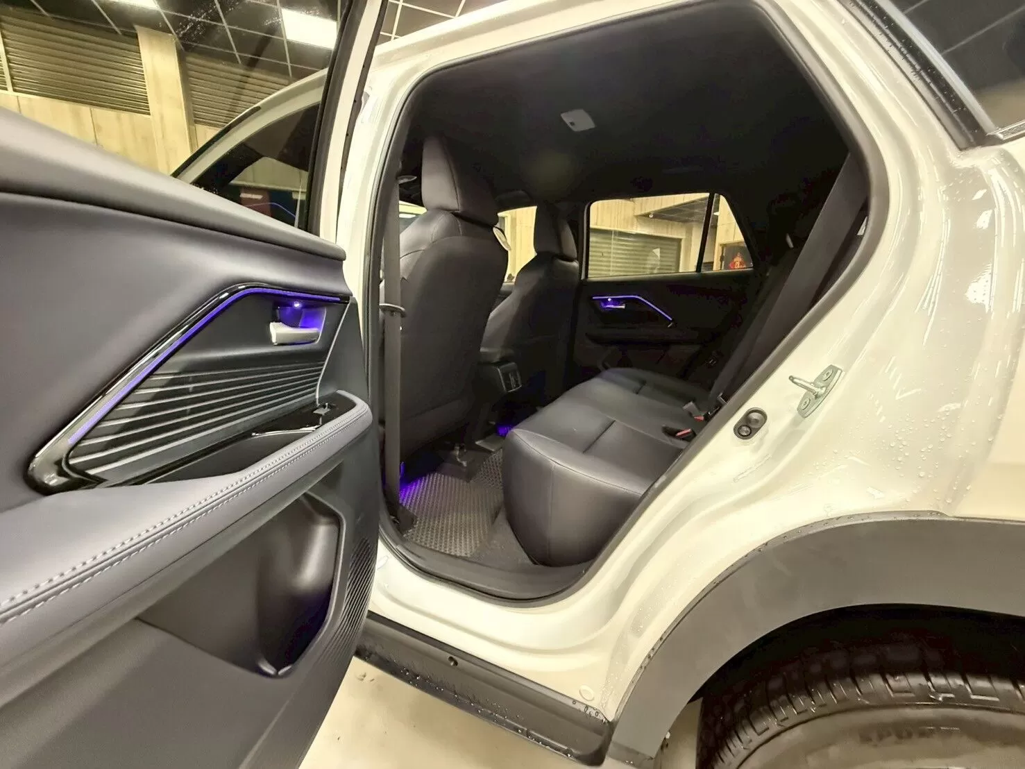 2026 豐田 YARIS CROSS 白 1.5(已售出)