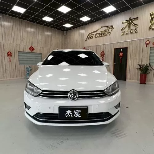 volkswagen-sportsvan-2017-1 volkswagen-sportsvan-2017-1